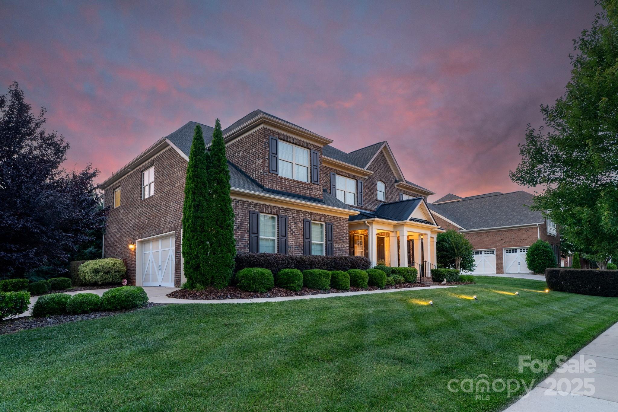8301 Caesars Head Drive