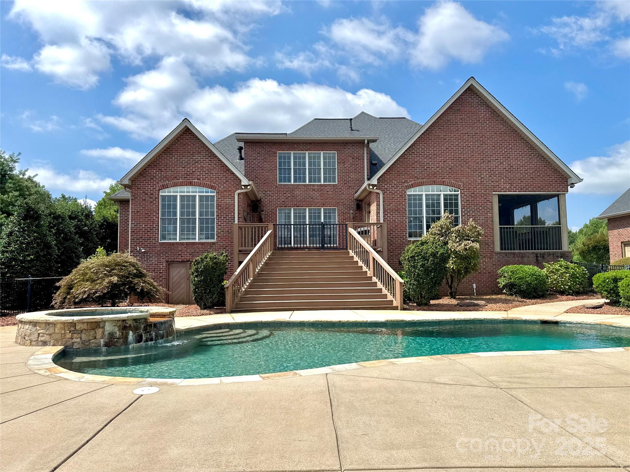 734 Cedar Hill Drive