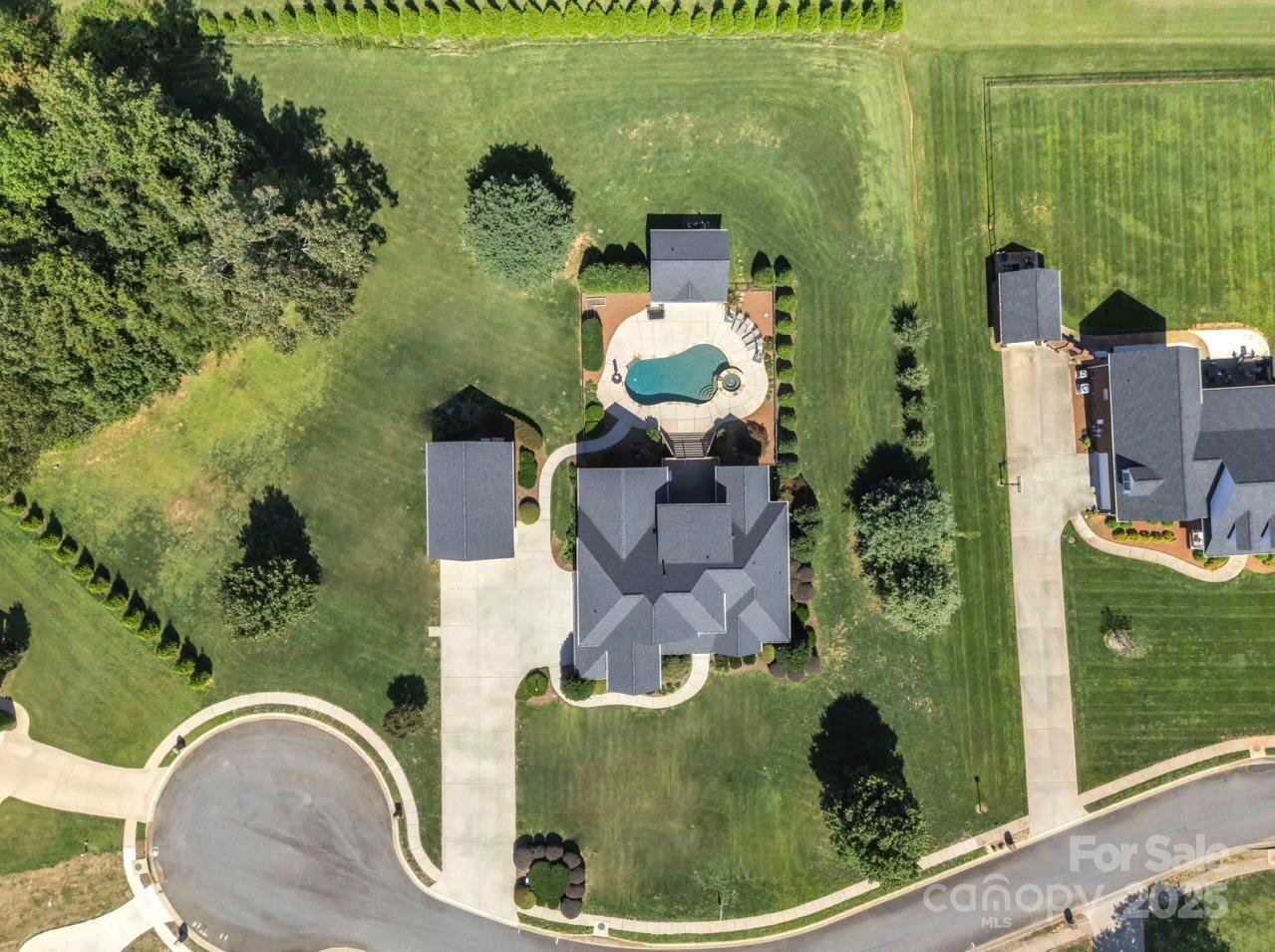 734 Cedar Hill Drive