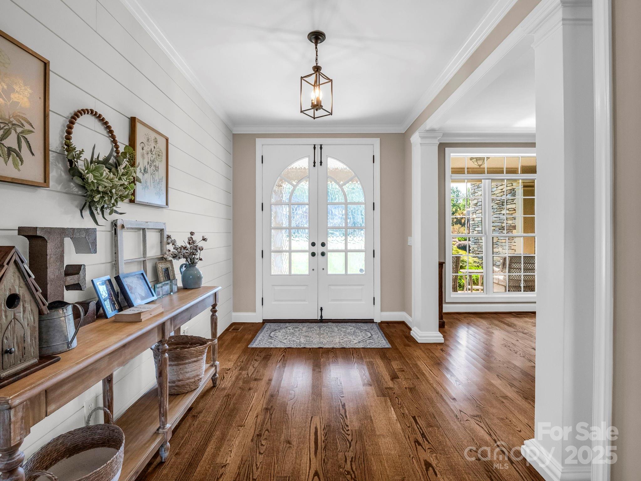 734 Cedar Hill Drive
