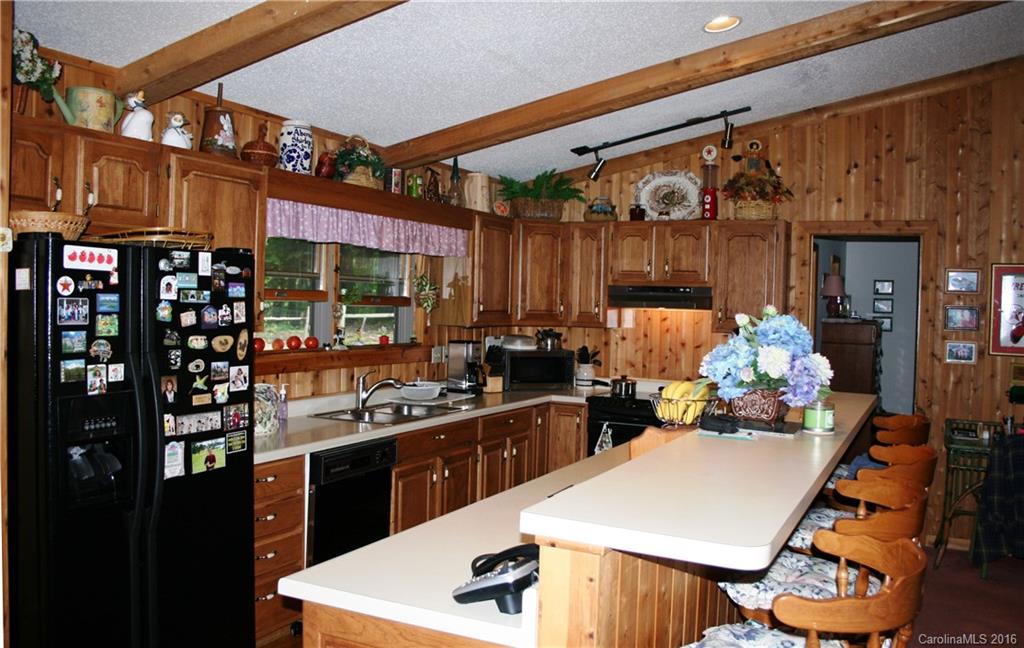 Wolf Laurel - Residential