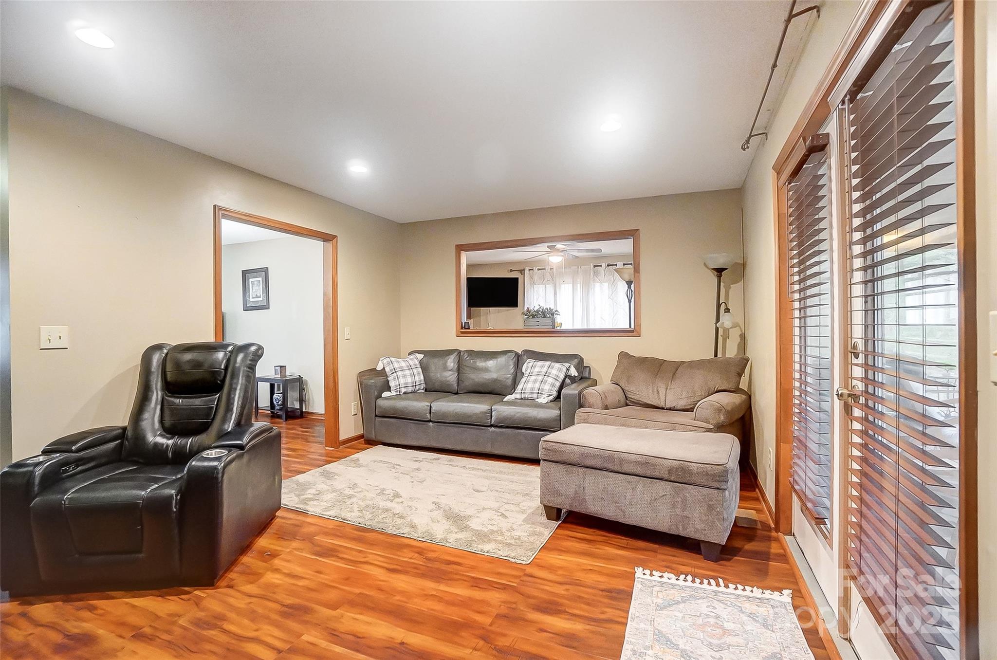 8115 Kingsland Drive