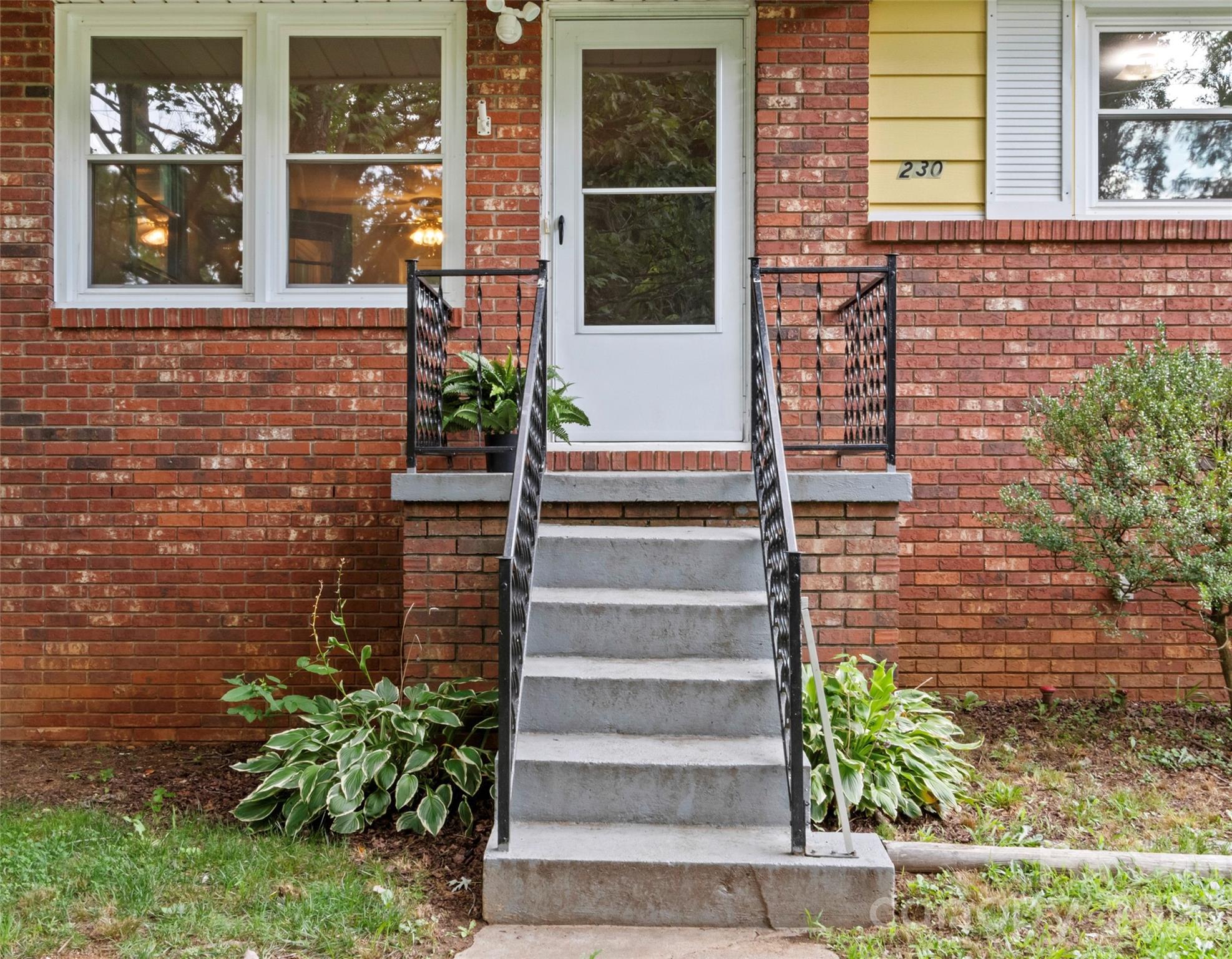230 School Road E