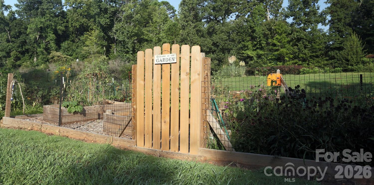 River Hills - Residential