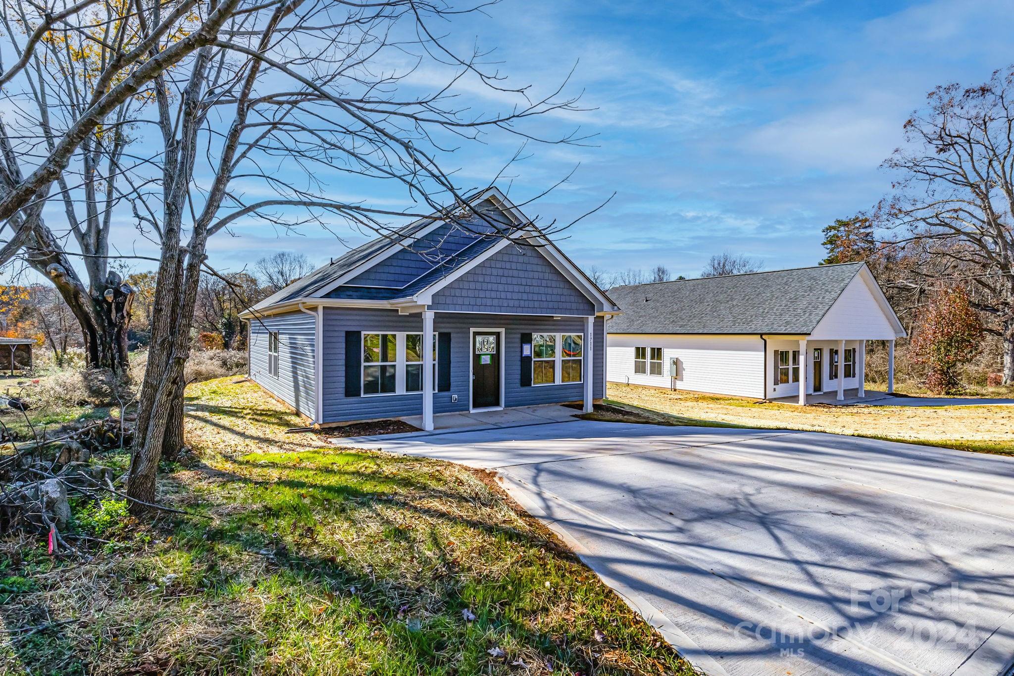 JENKINS HEIGHTS - Residential