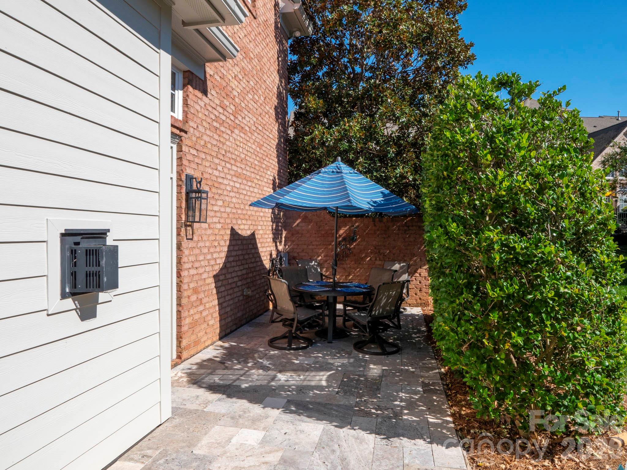 The Gates at Bridgehampton - Residential