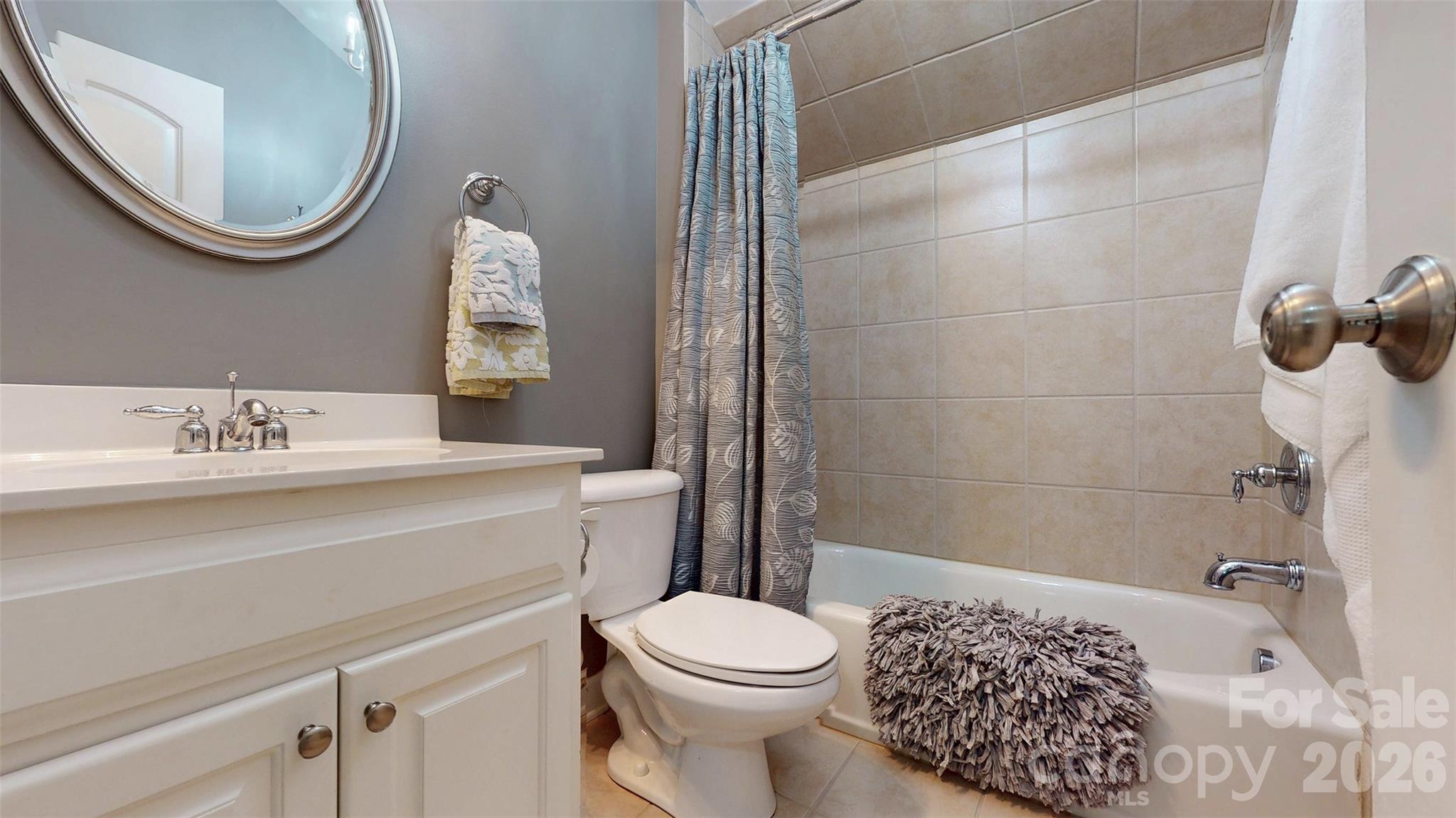 The Gates at Bridgehampton - Residential