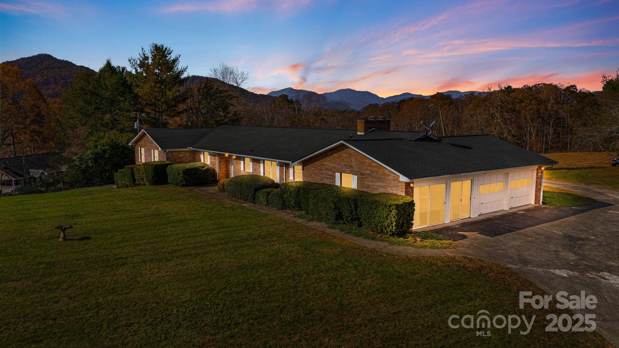 7 Brookshire Road