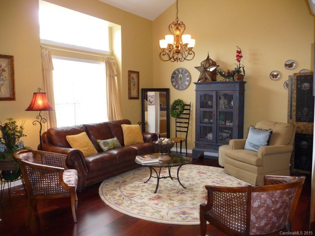 polo view - Residential Lease