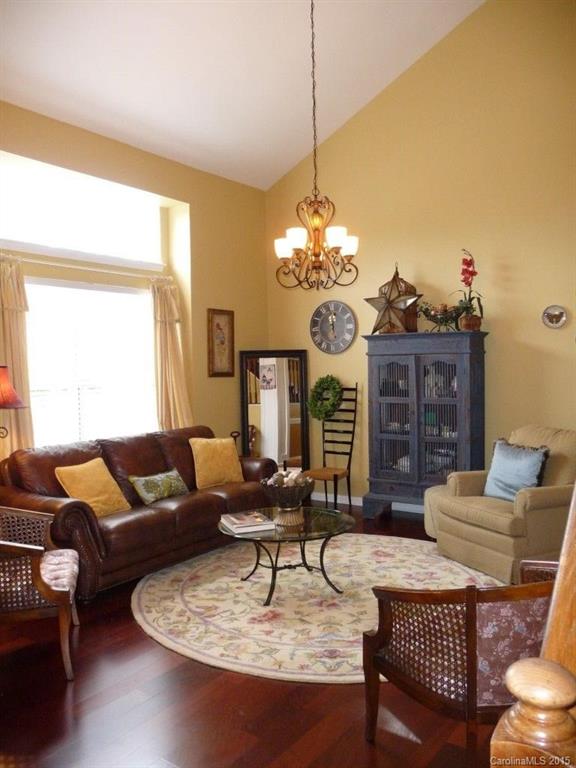 polo view - Residential Lease