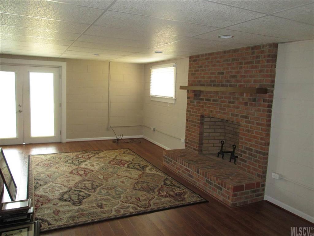 Knollwood - Residential