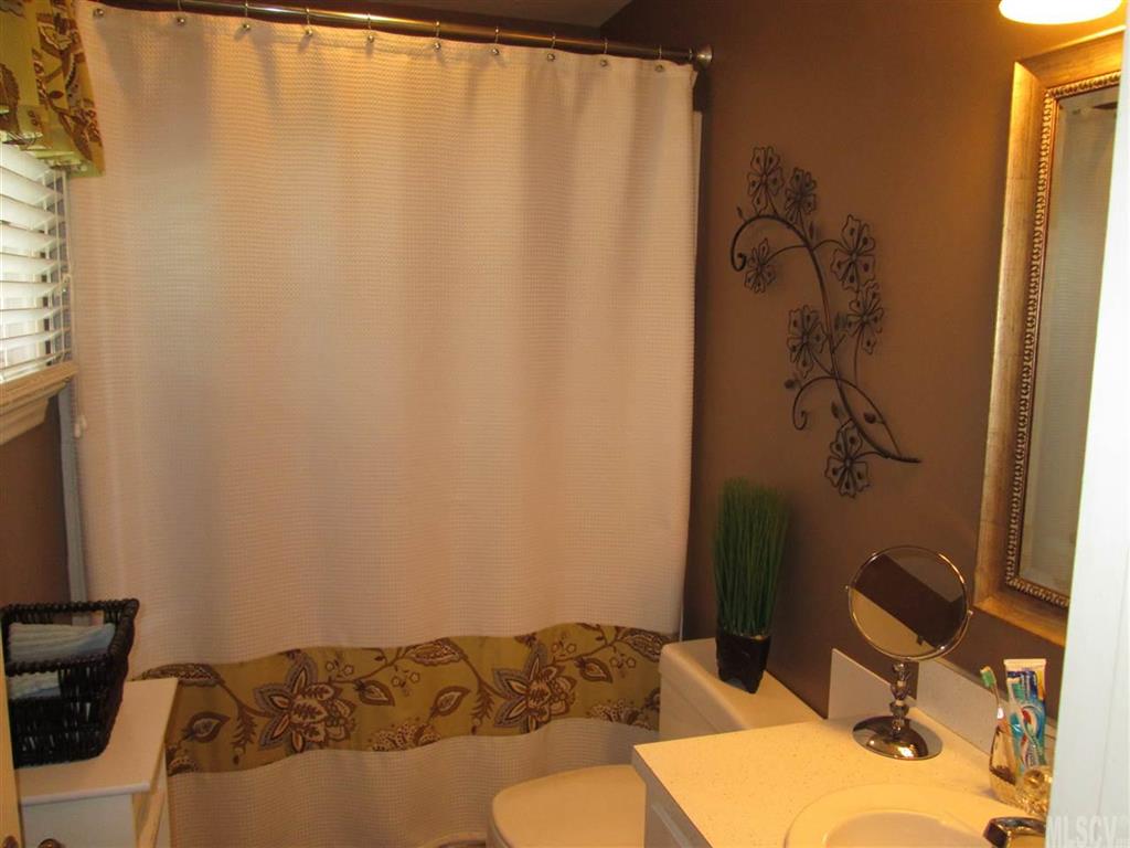 Knollwood - Residential