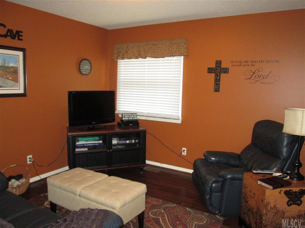 Knollwood - Residential