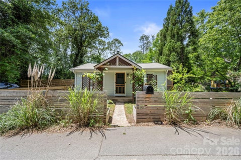 Photo of 1 Detroit Avenue, Asheville, NC 28806 (MLS # 4383025)
