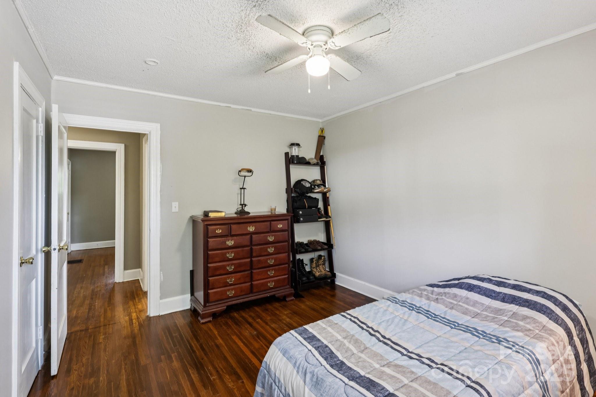 D B Hanna - Residential