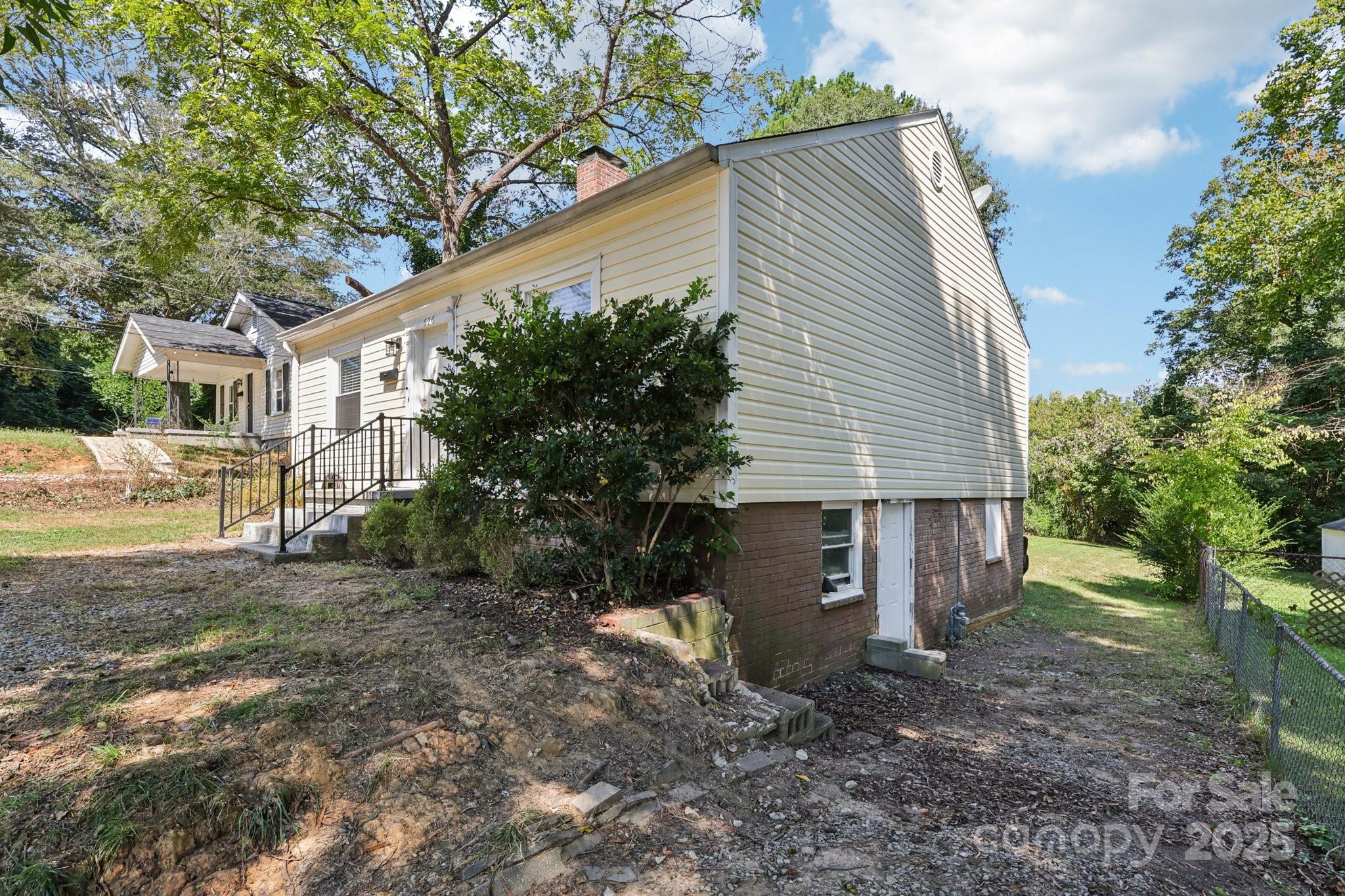 D B Hanna - Residential