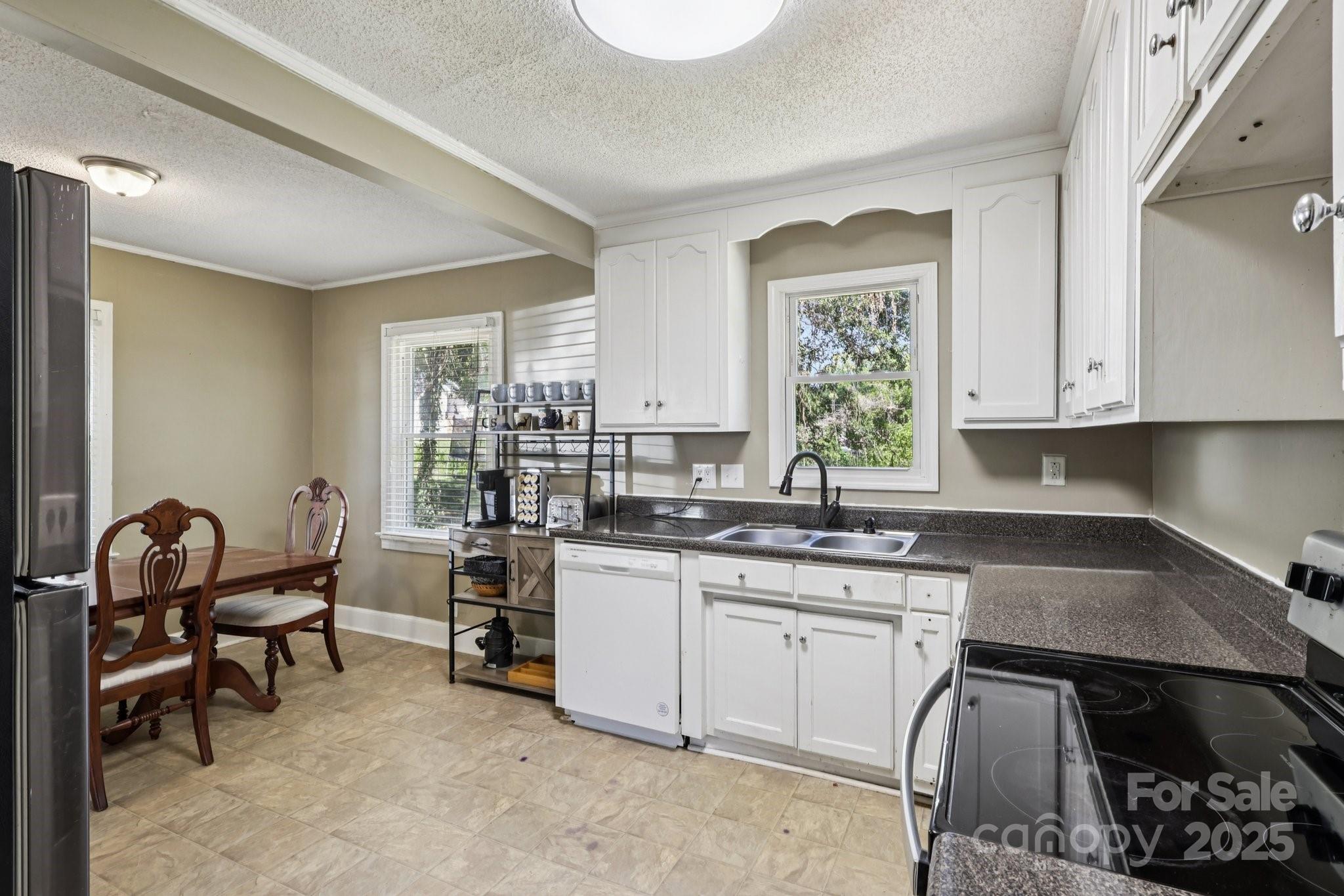 D B Hanna - Residential