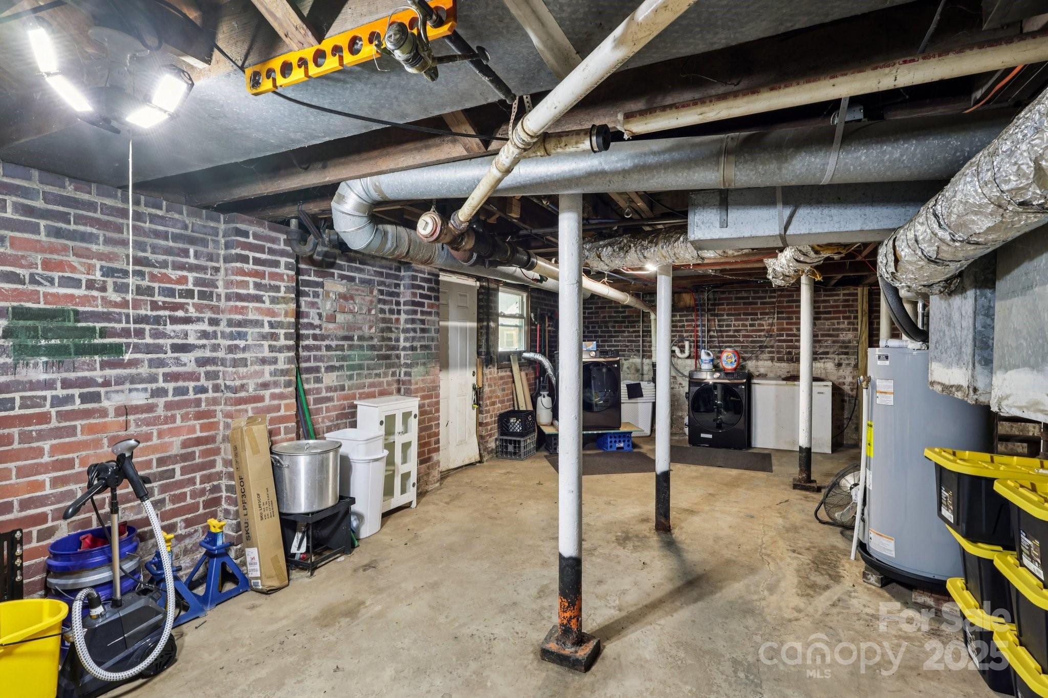 D B Hanna - Residential