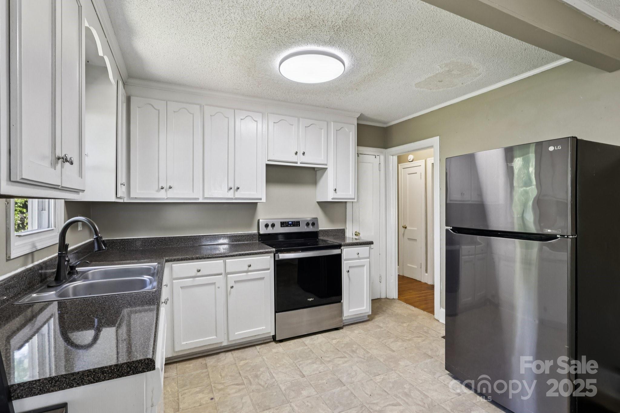 D B Hanna - Residential