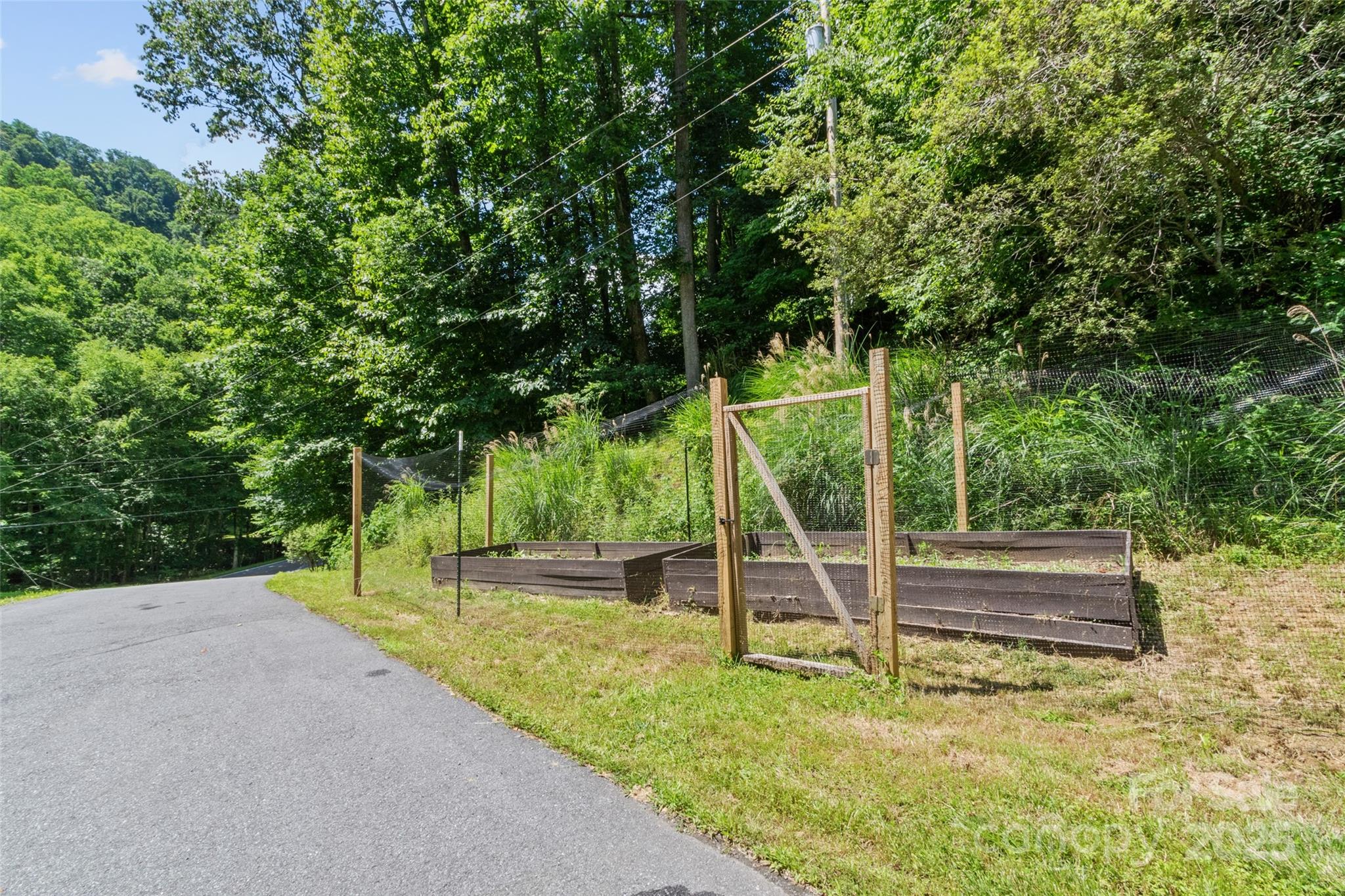 222 Fox Creek Road