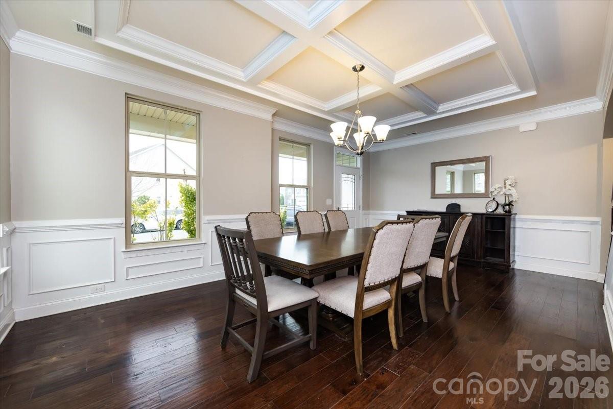 7335 Millstone Circle SW