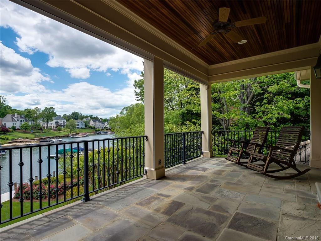 The Peninsula - Residential