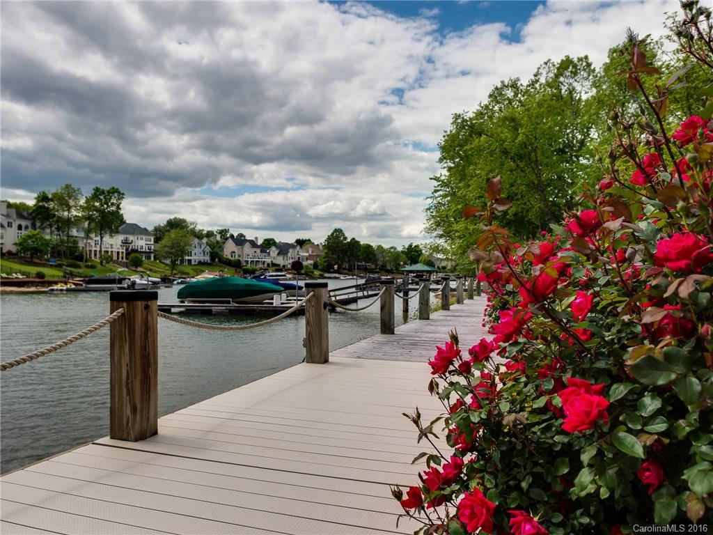 The Peninsula - Residential