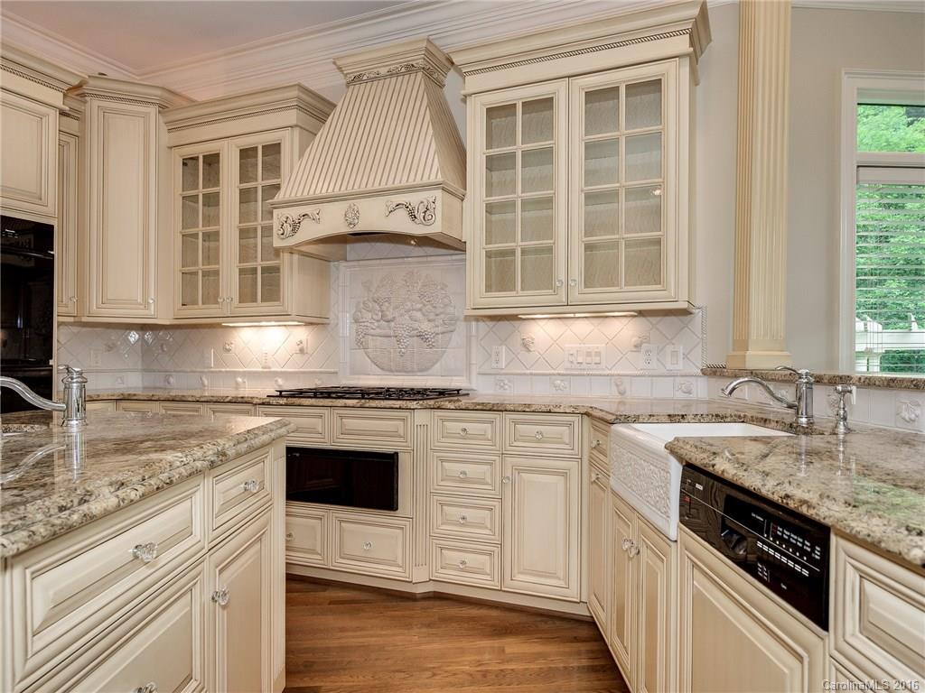 The Peninsula - Residential