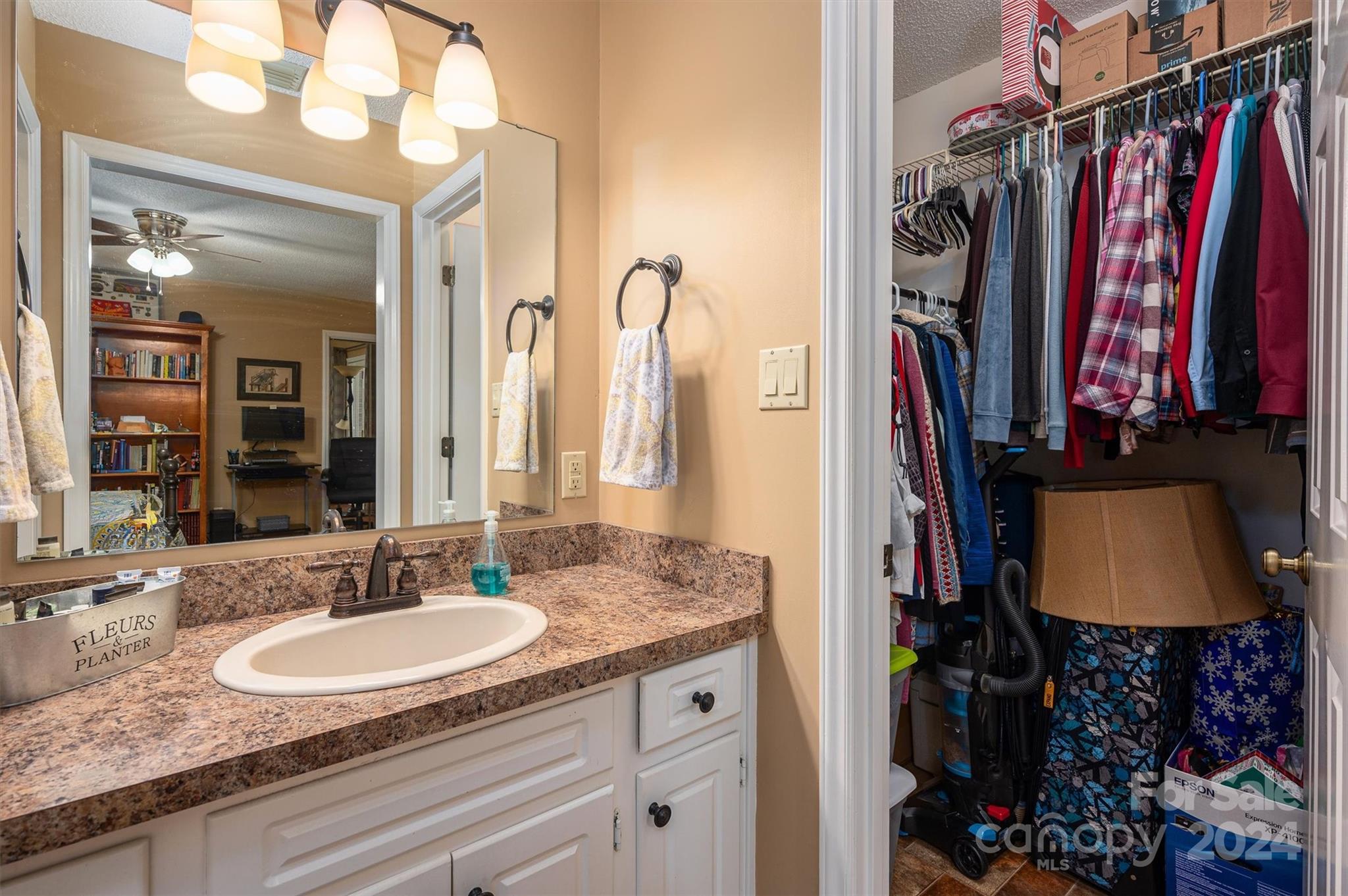 Lecho Park - Residential