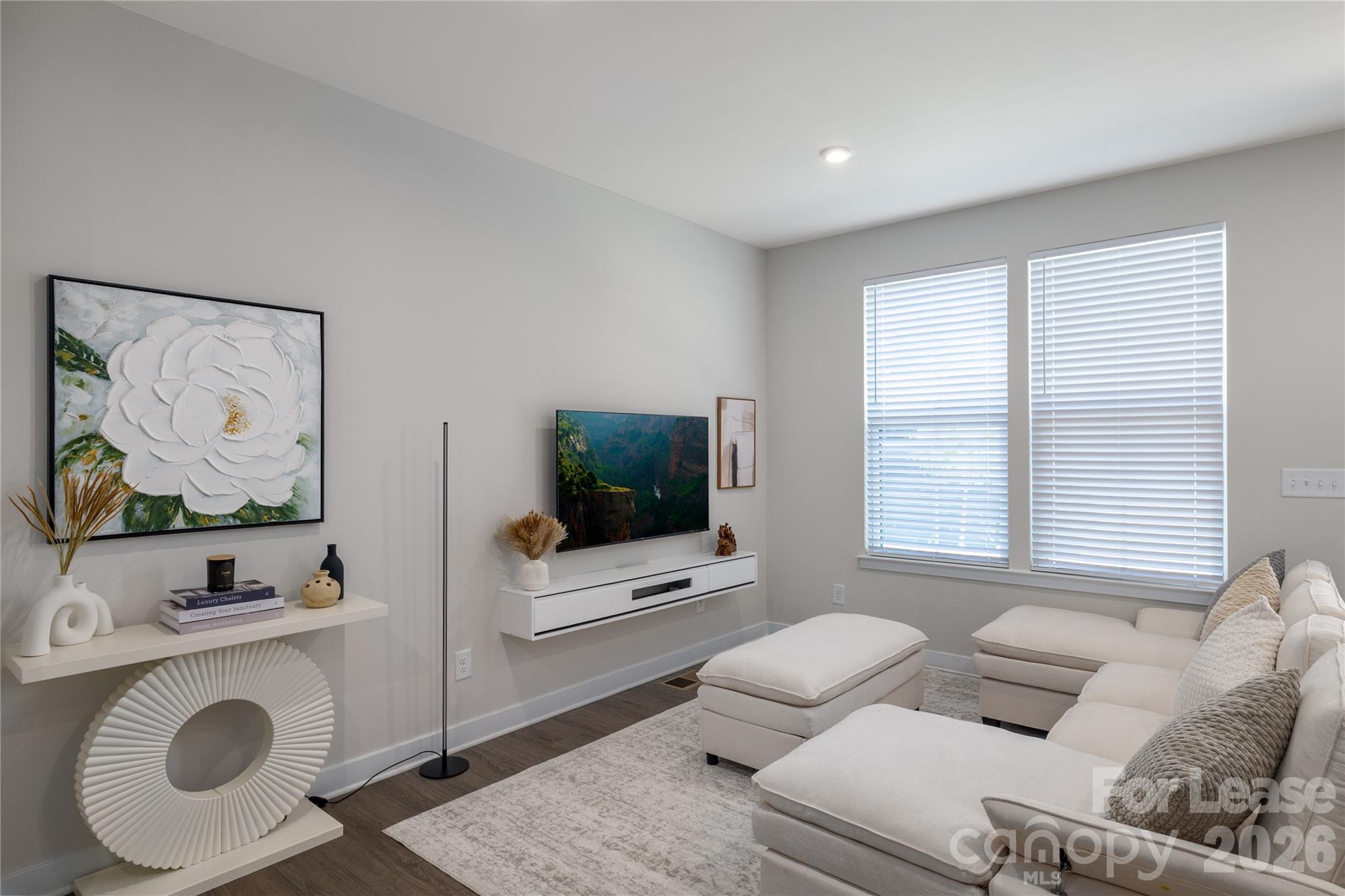 4820 Chastain Avenue