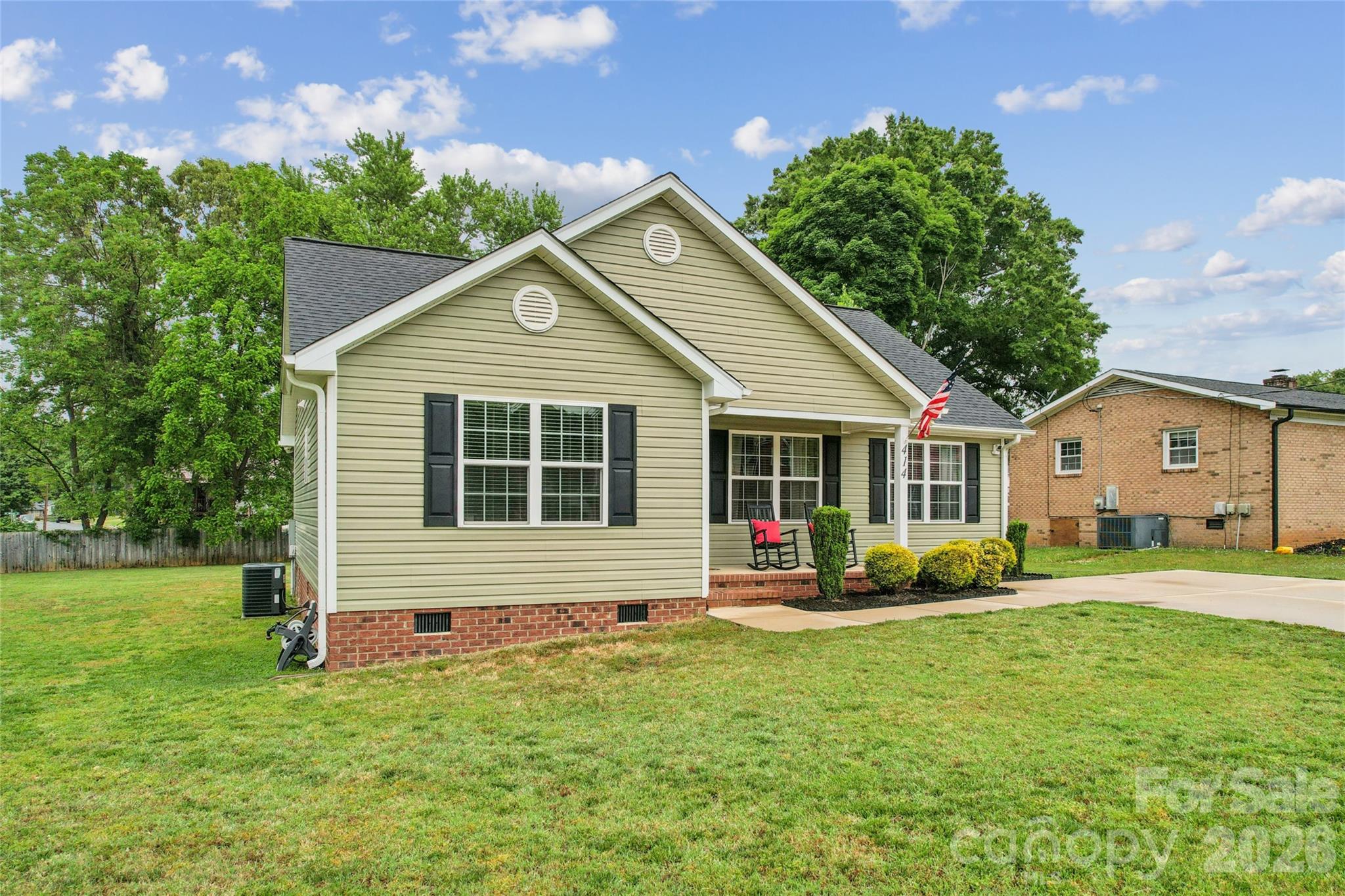 414 Cove Lane