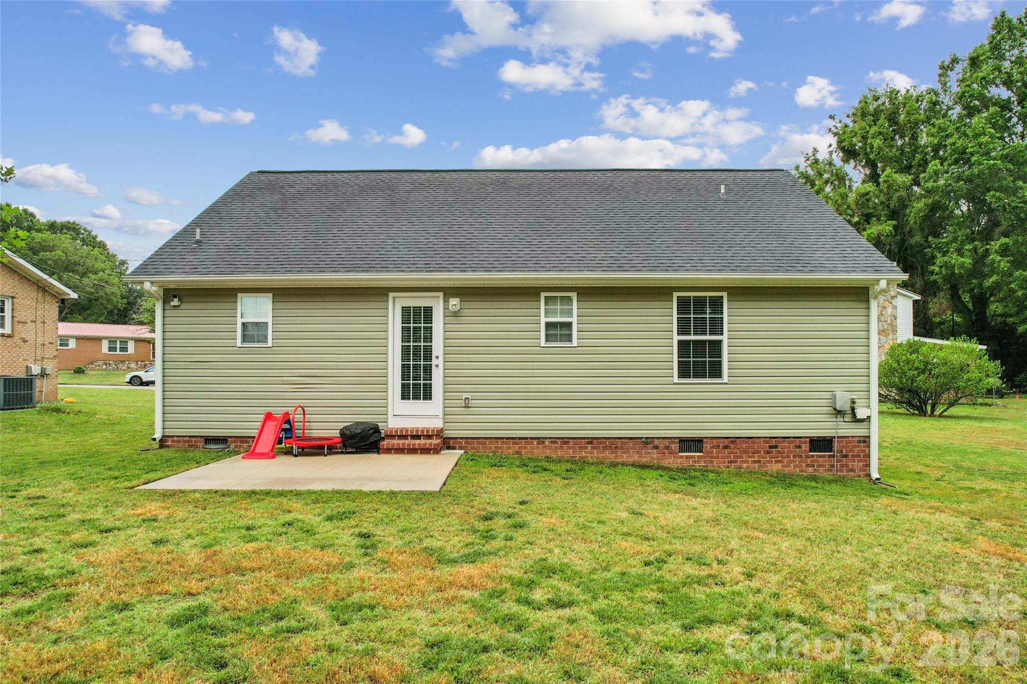 414 Cove Lane