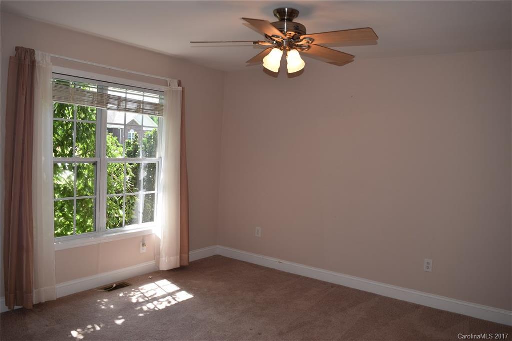 Twin Oaks - Residential