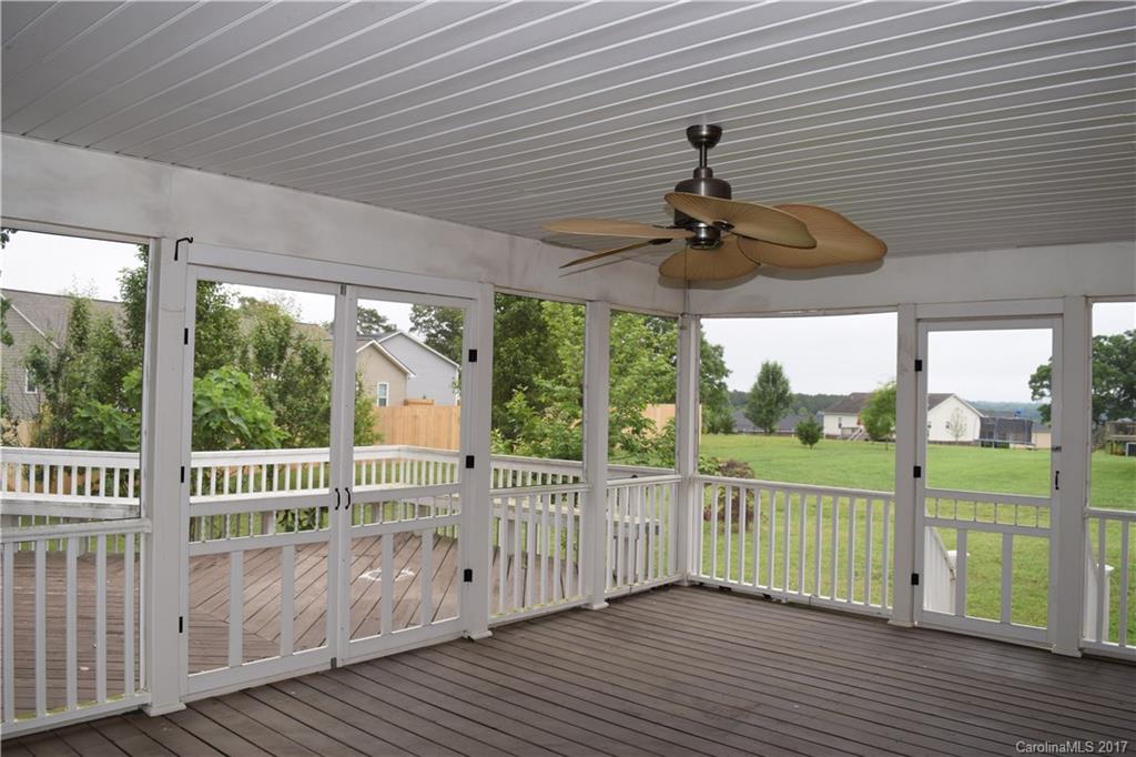 Twin Oaks - Residential