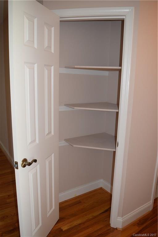 Twin Oaks - Residential