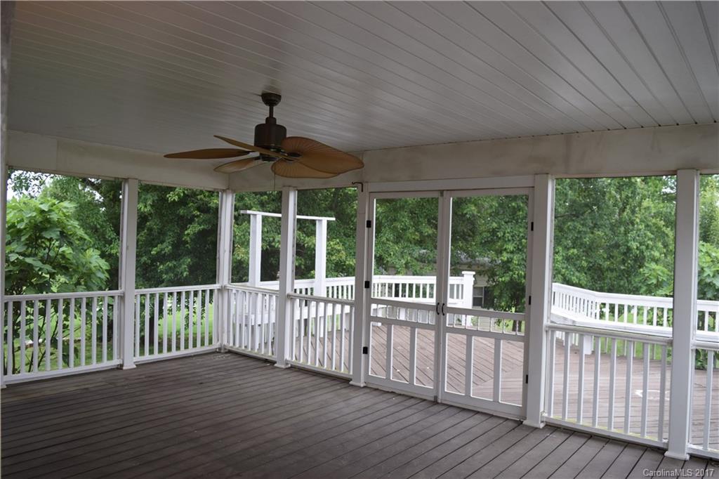 Twin Oaks - Residential