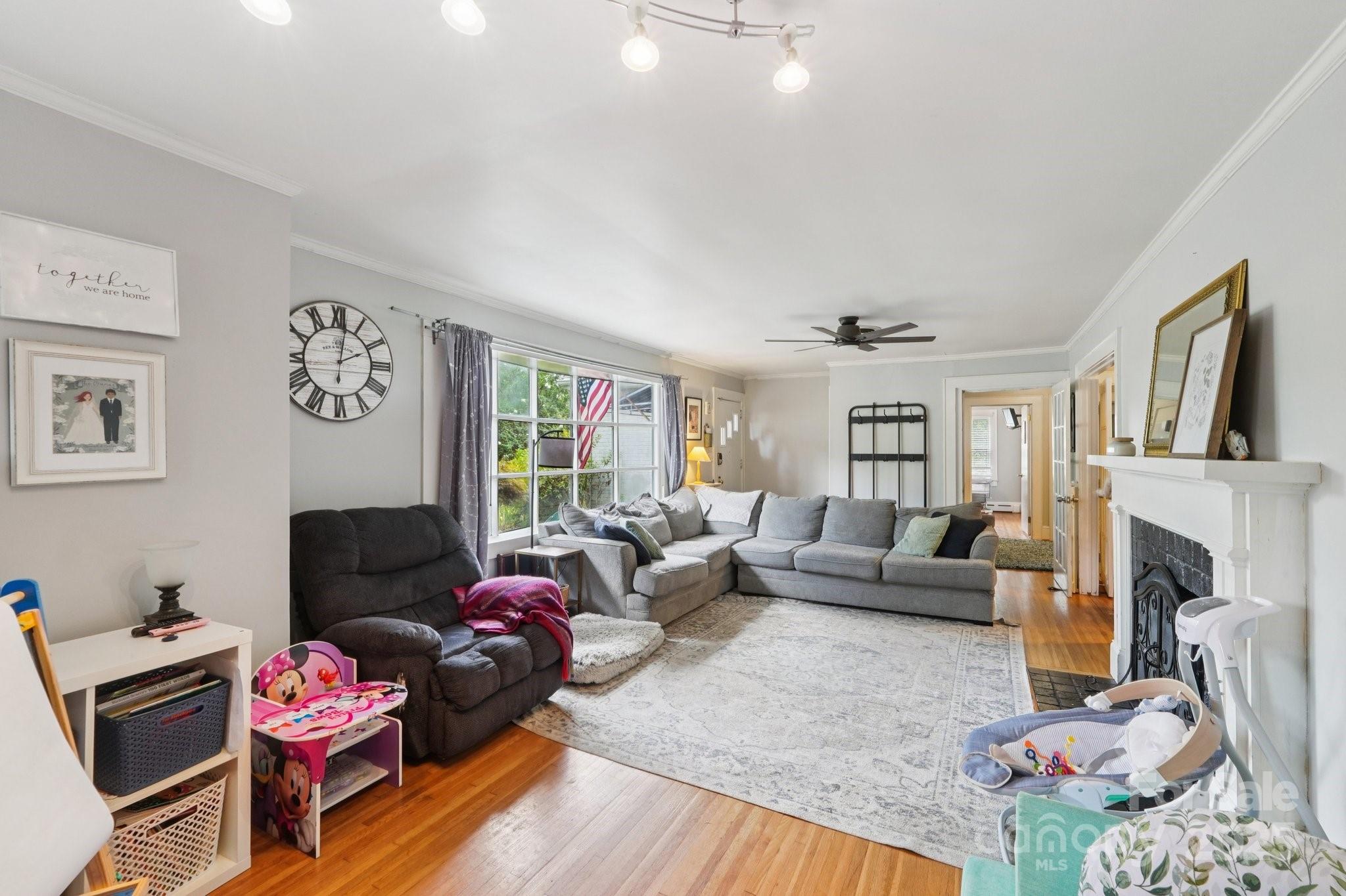 522 Sunnyside Drive SE