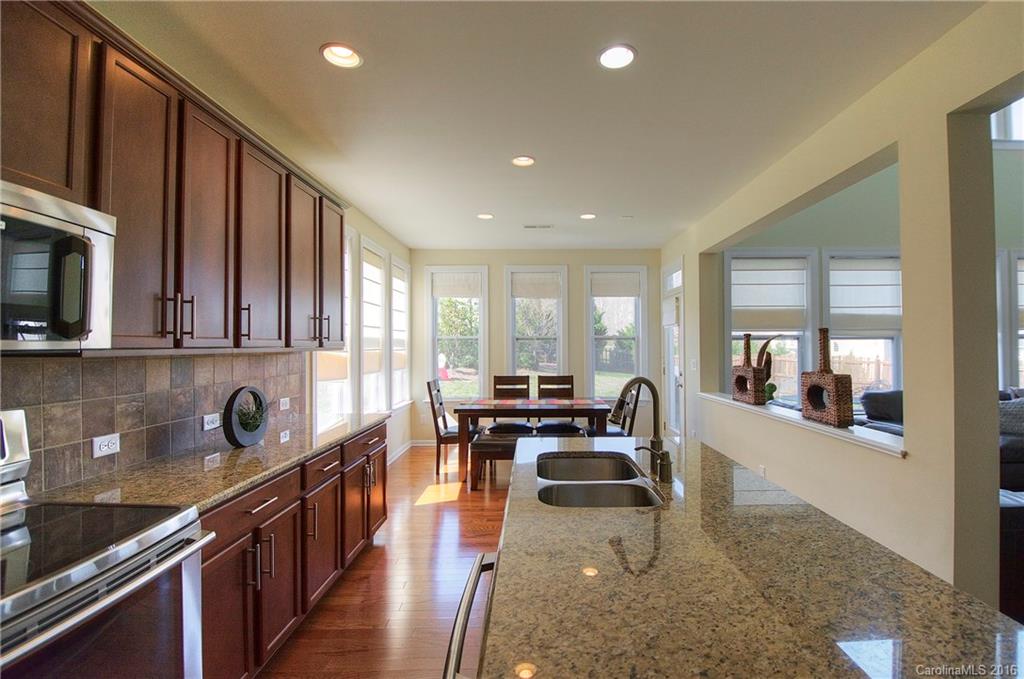 Winding Walk - Residential