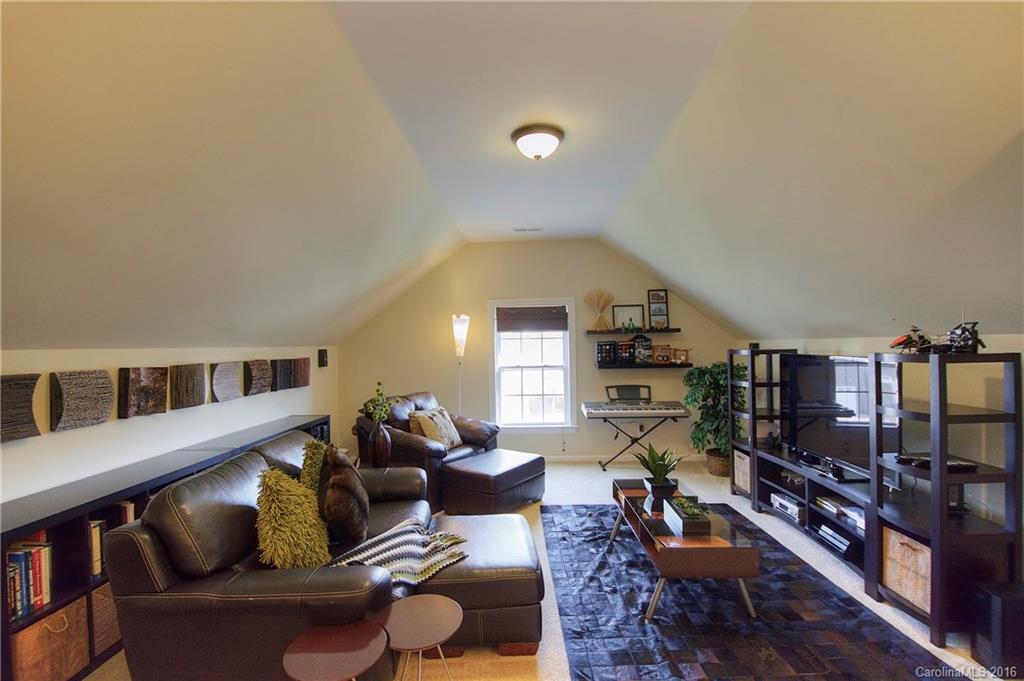 Winding Walk - Residential