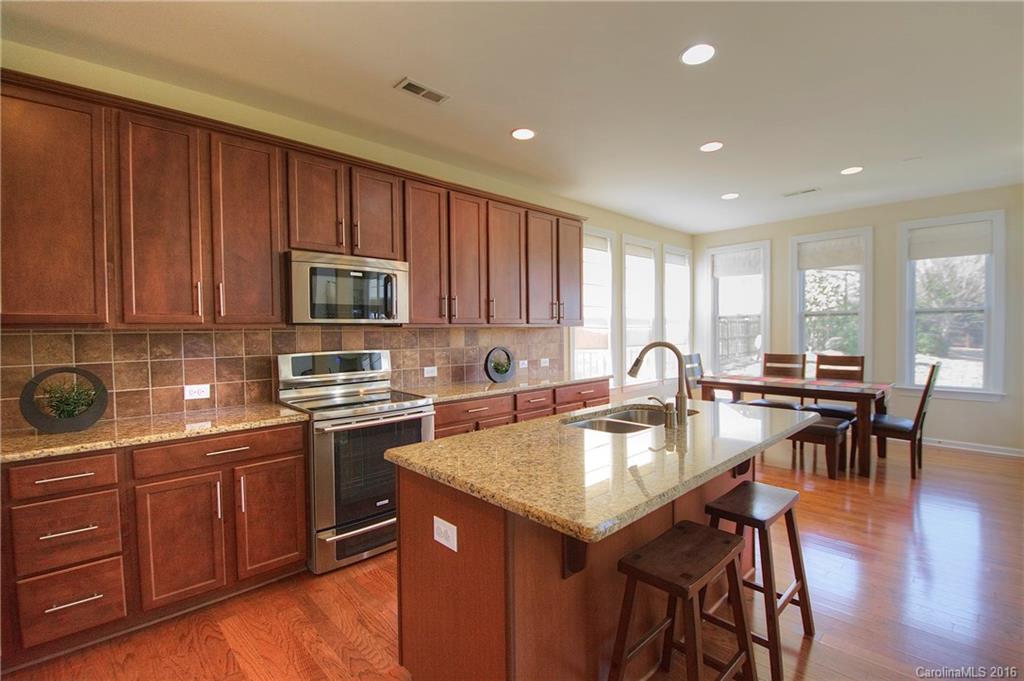 Winding Walk - Residential