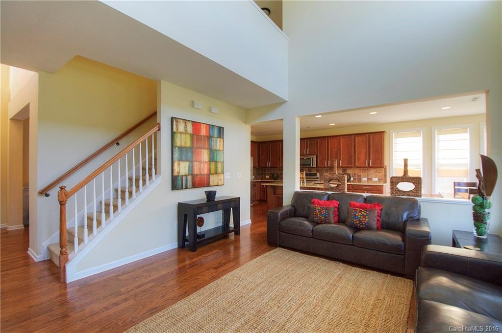 Winding Walk - Residential