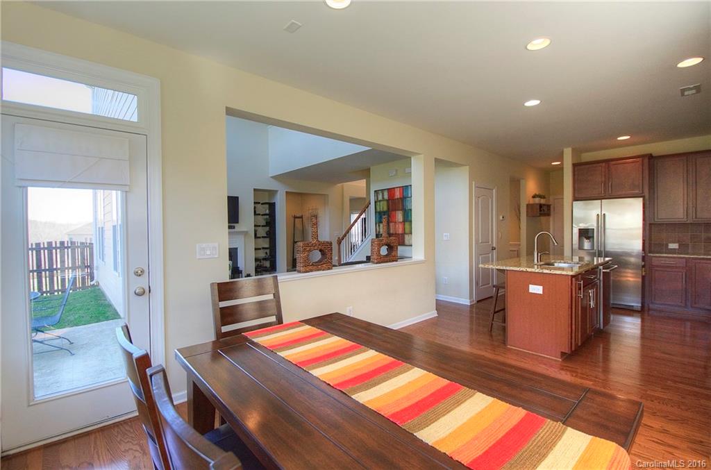 Winding Walk - Residential