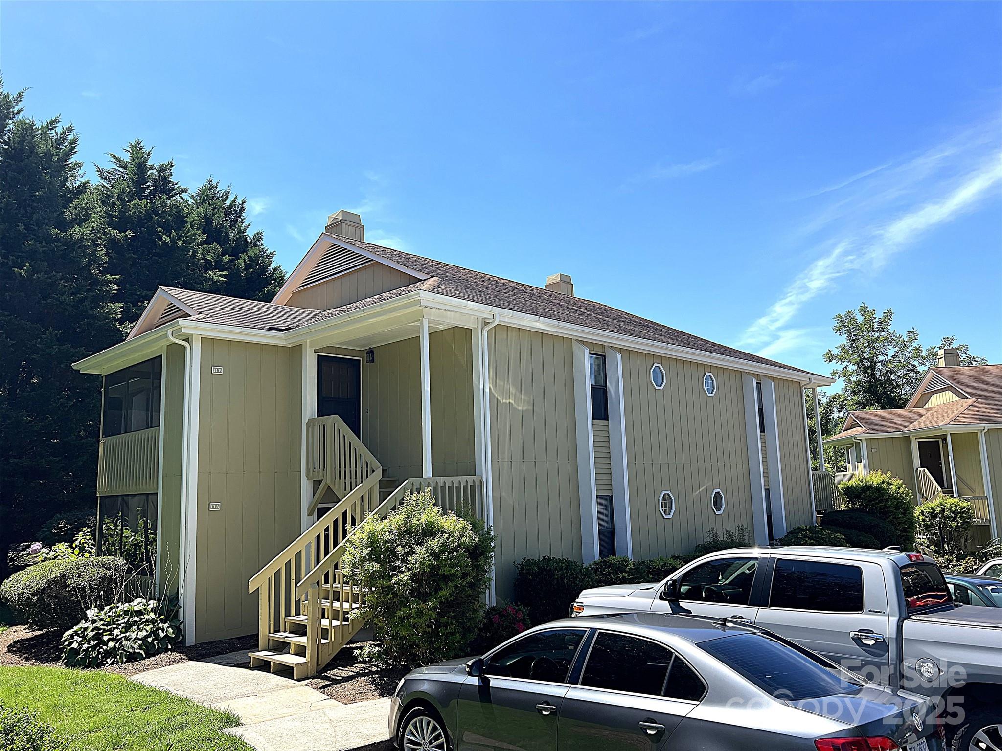 110 Heywood Road 11A