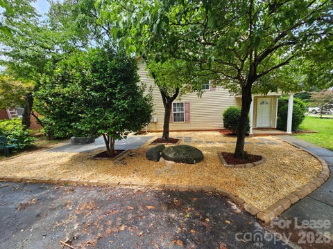 Photo of 4653 Perkins Road, Charlotte, NC 28269 (MLS # 4426476)