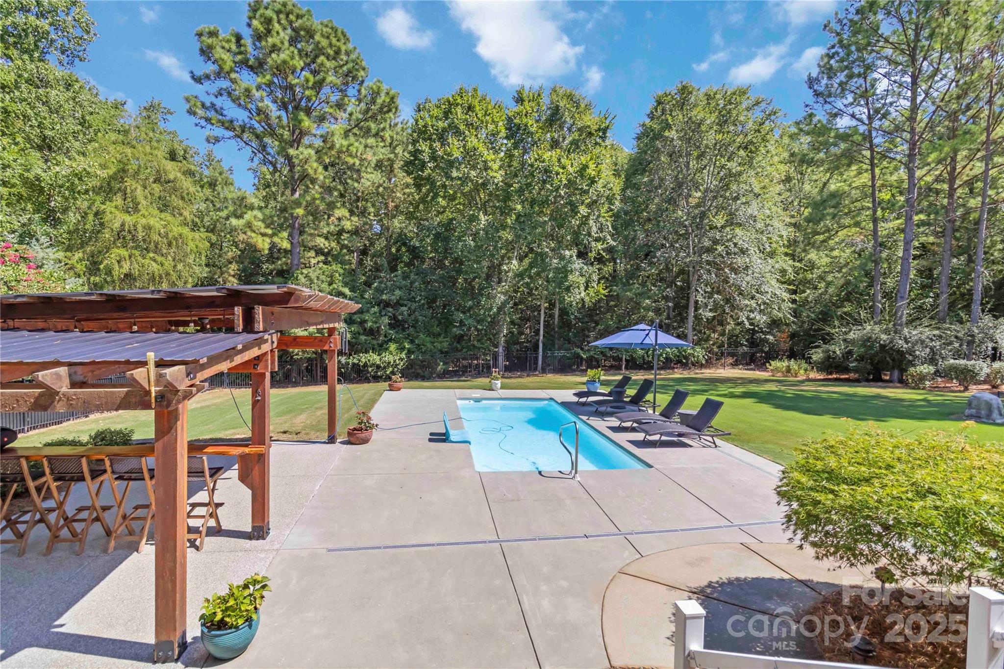 Holland Springs - Residential