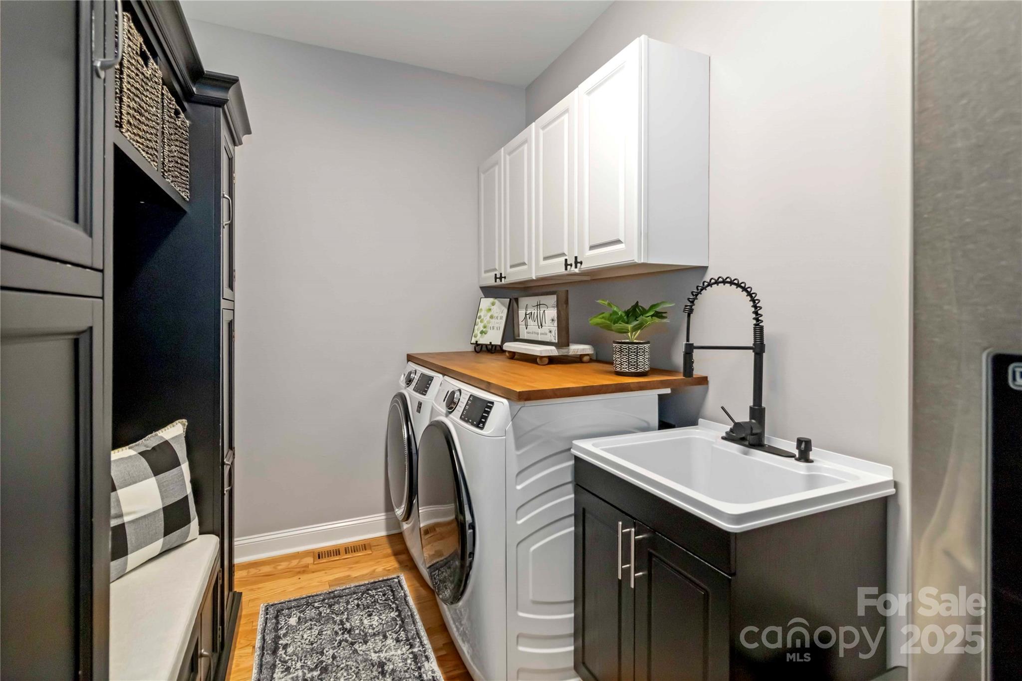 Holland Springs - Residential