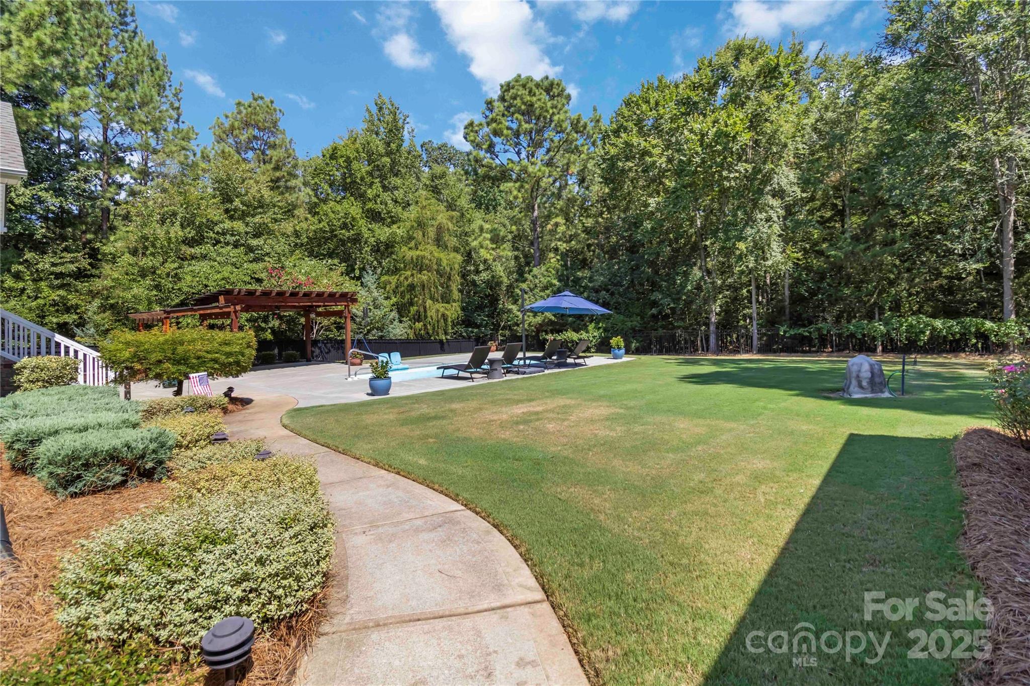 Holland Springs - Residential