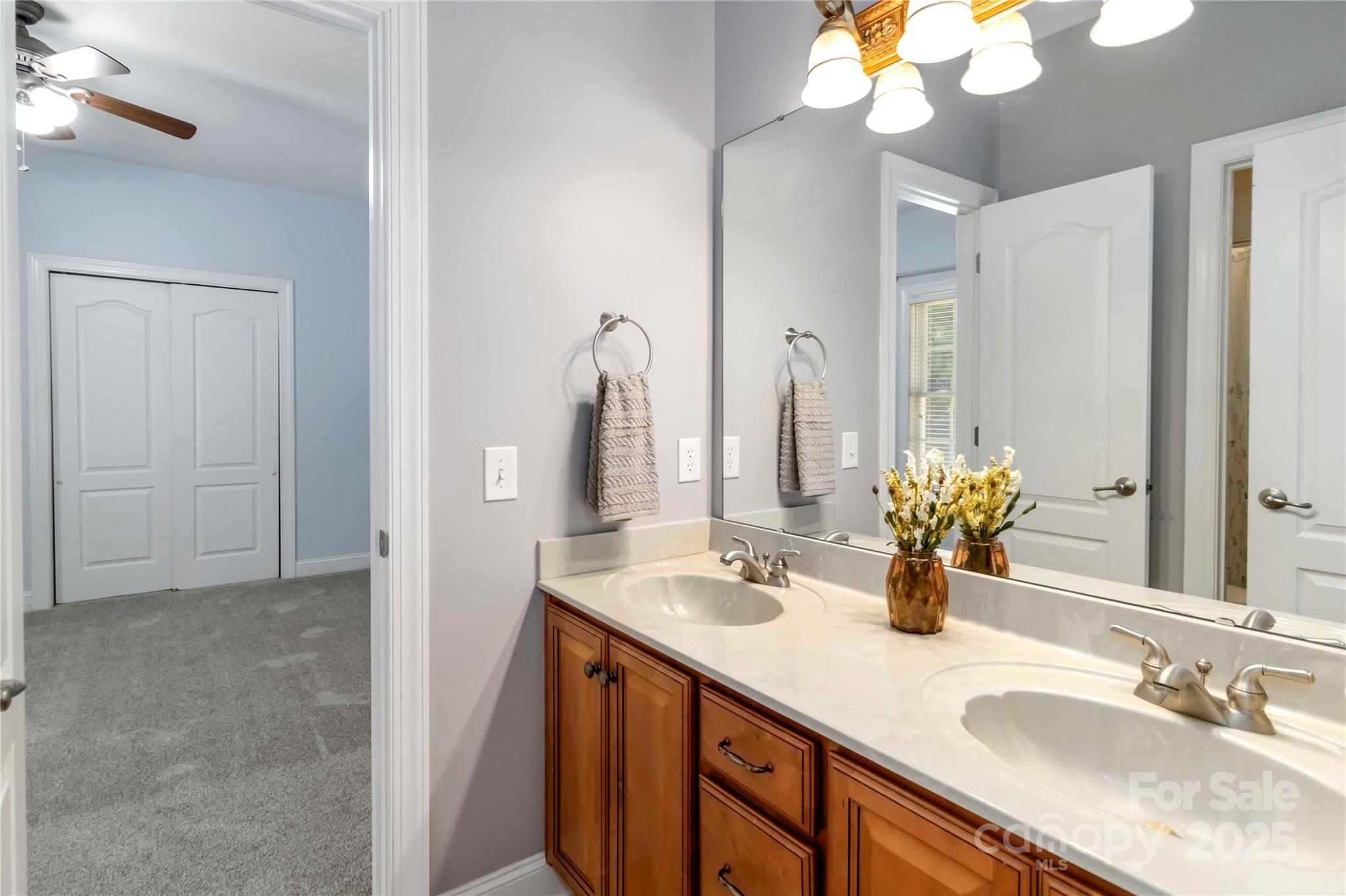 Holland Springs - Residential