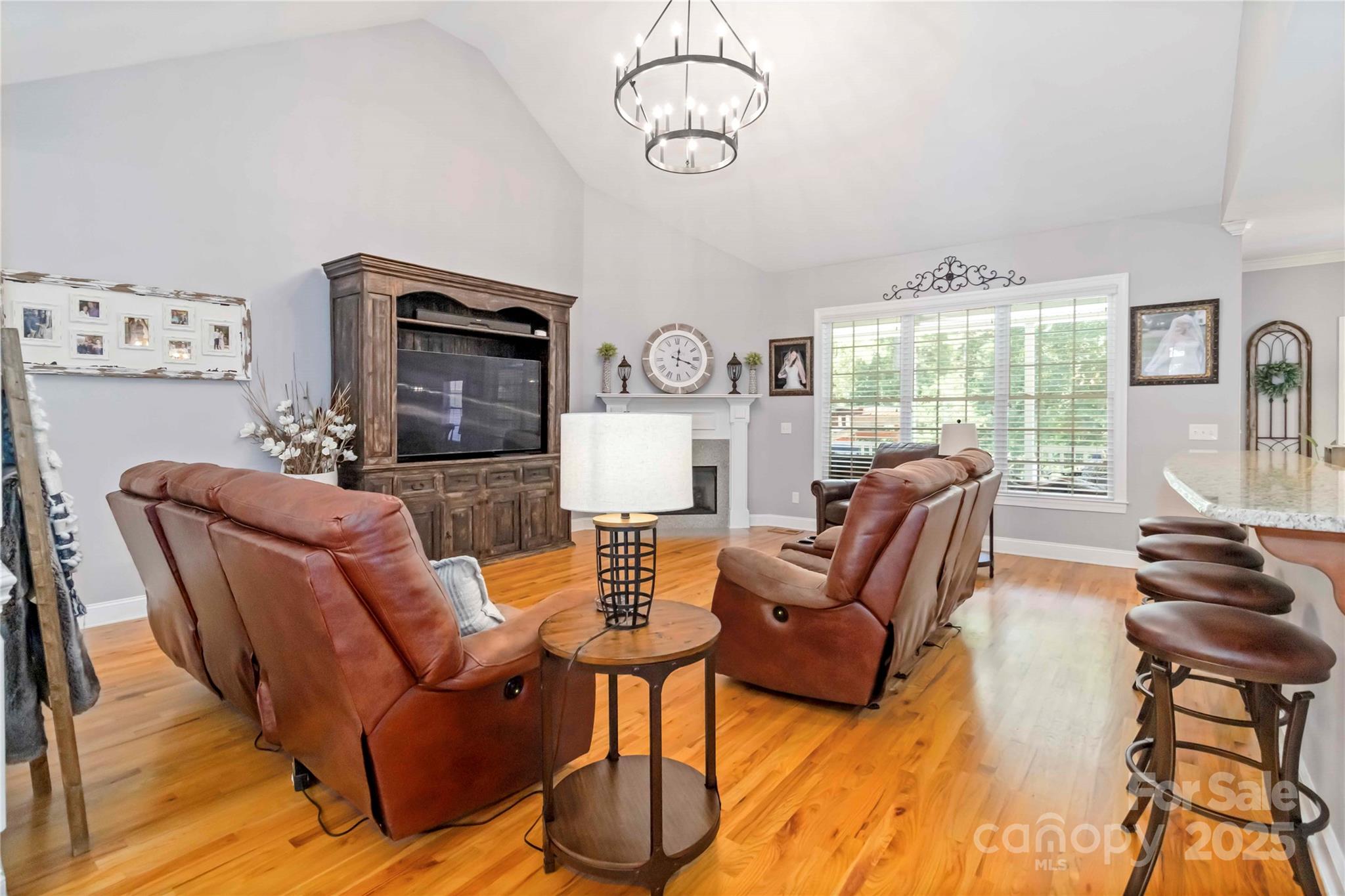 Holland Springs - Residential