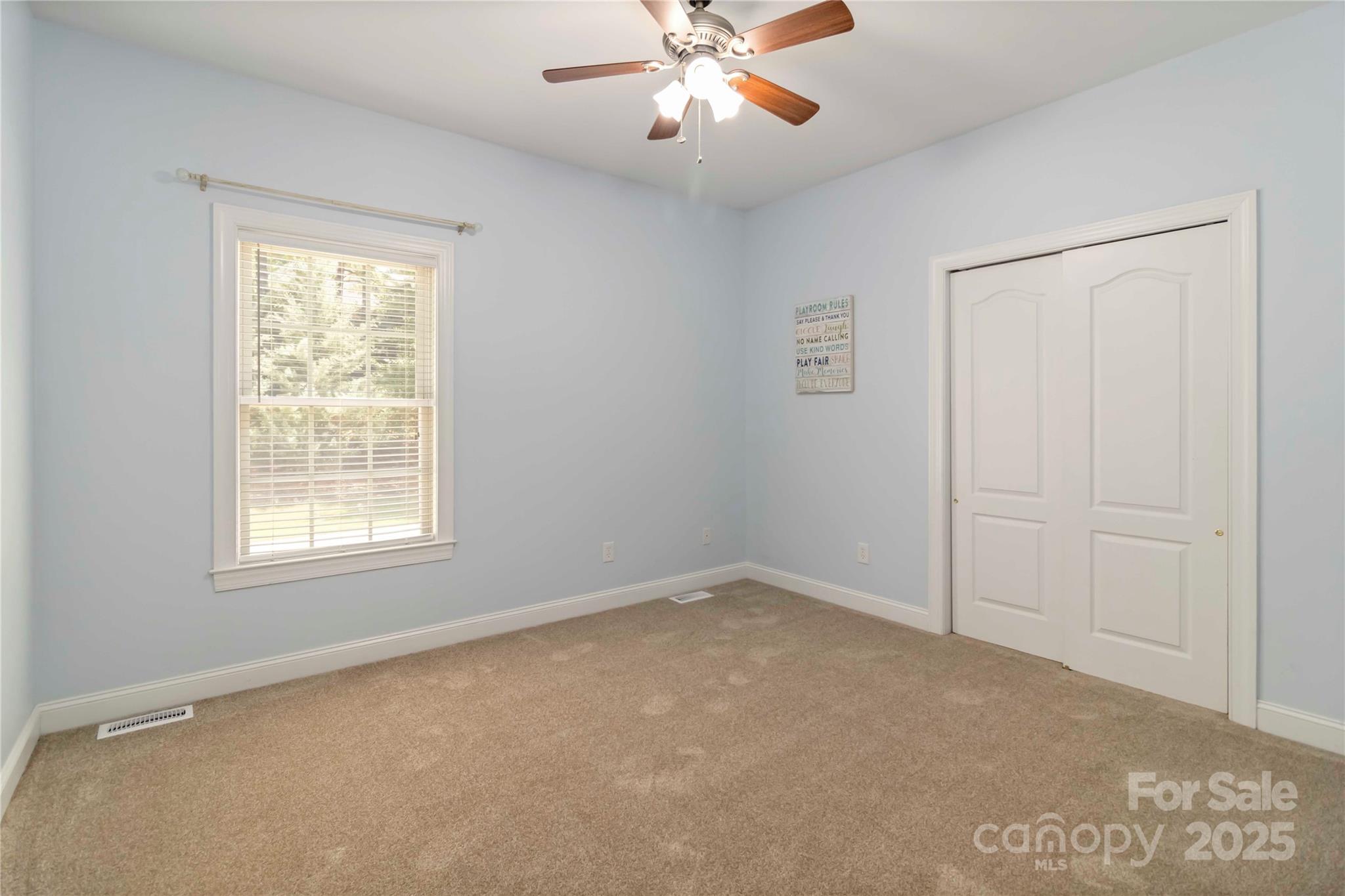 Holland Springs - Residential